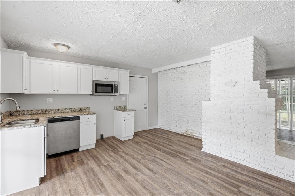 3 bedroom, 2 bathroom, 1,284 sq ft single family residence for sale at 3415 Homera Place, Decatur, GA 30032 — photo 7