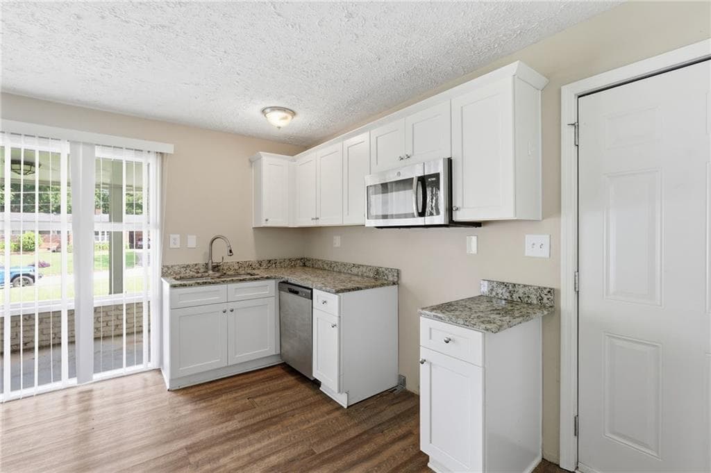 3 bedroom, 2 bathroom, 1,284 sq ft single family residence for sale at 3415 Homera Place, Decatur, GA 30032 — photo 8