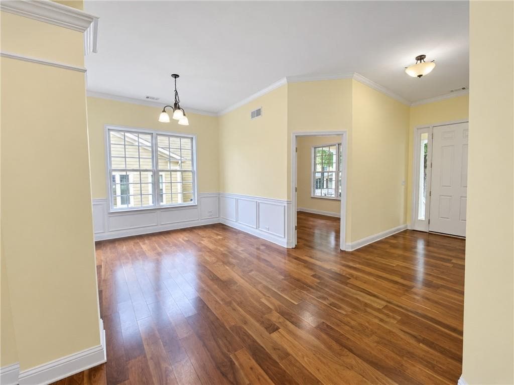3 bedroom, 3 bathroom, 2,377 sq ft single family residence under contract at 9985 Ashford Green Way, Douglasville, GA 30135 — photo 7