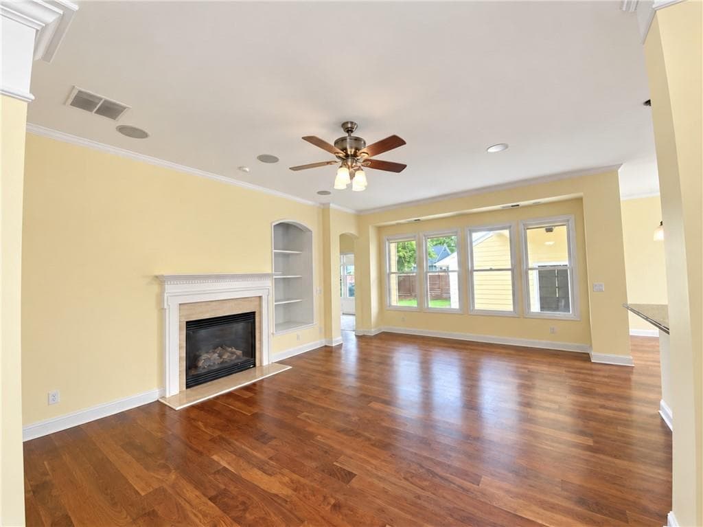 3 bedroom, 3 bathroom, 2,377 sq ft single family residence under contract at 9985 Ashford Green Way, Douglasville, GA 30135 — photo 10