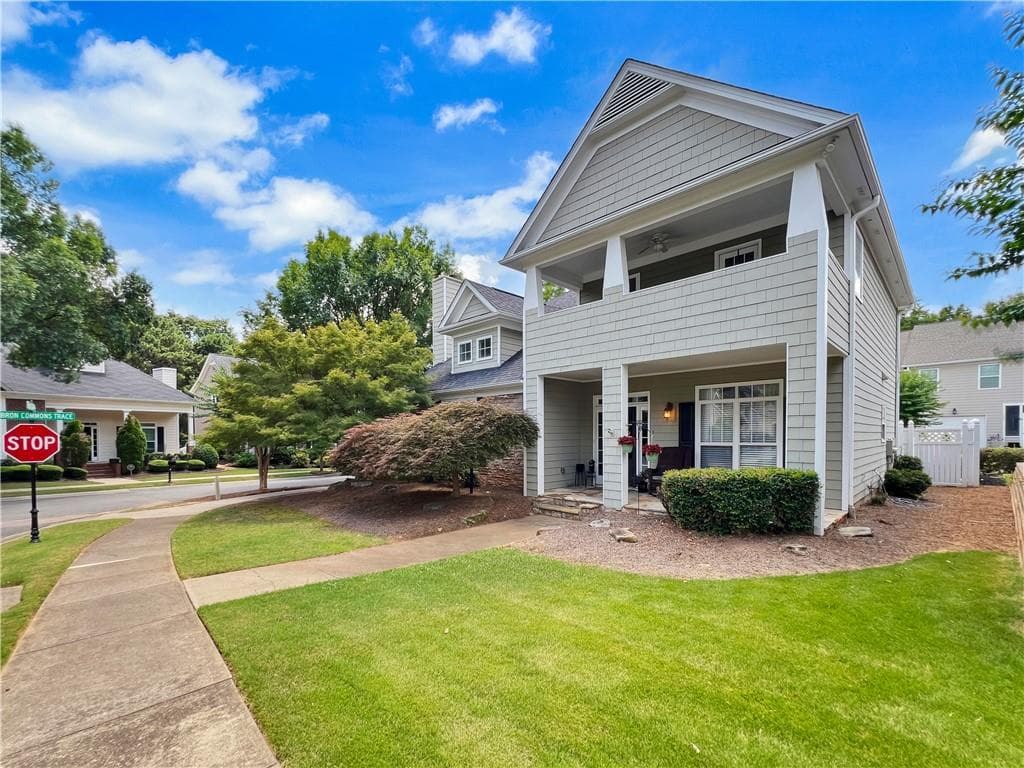 3 bedroom, 3 bathroom, 1,924 sq ft single family residence for sale at 4110 Baxter Trail, Suwanee, GA 30024 — photo 2