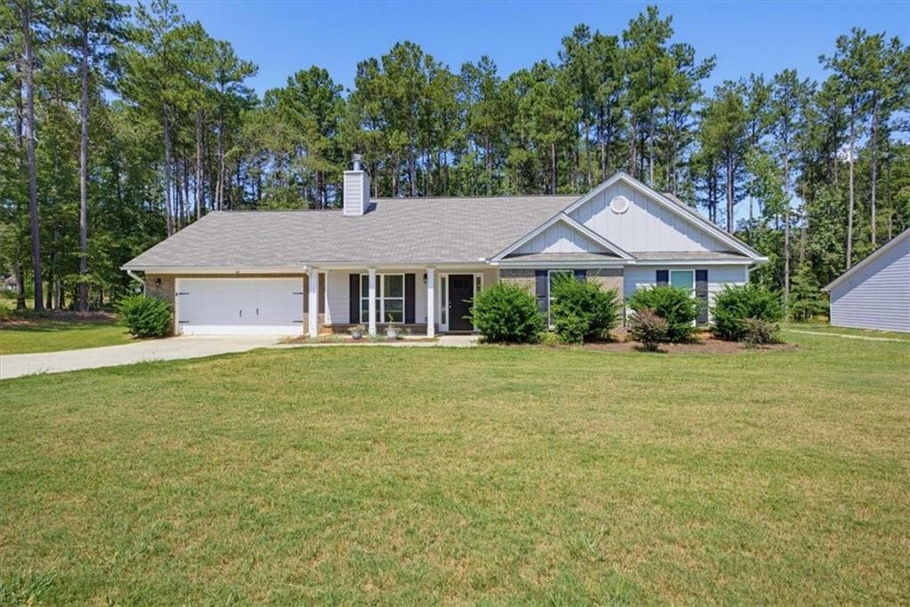 4 bedroom, 3 bathroom, 2,165 sq ft single family residence for sale at 62 Windrow Trail, Statham, GA 30666 — photo 1 of 34