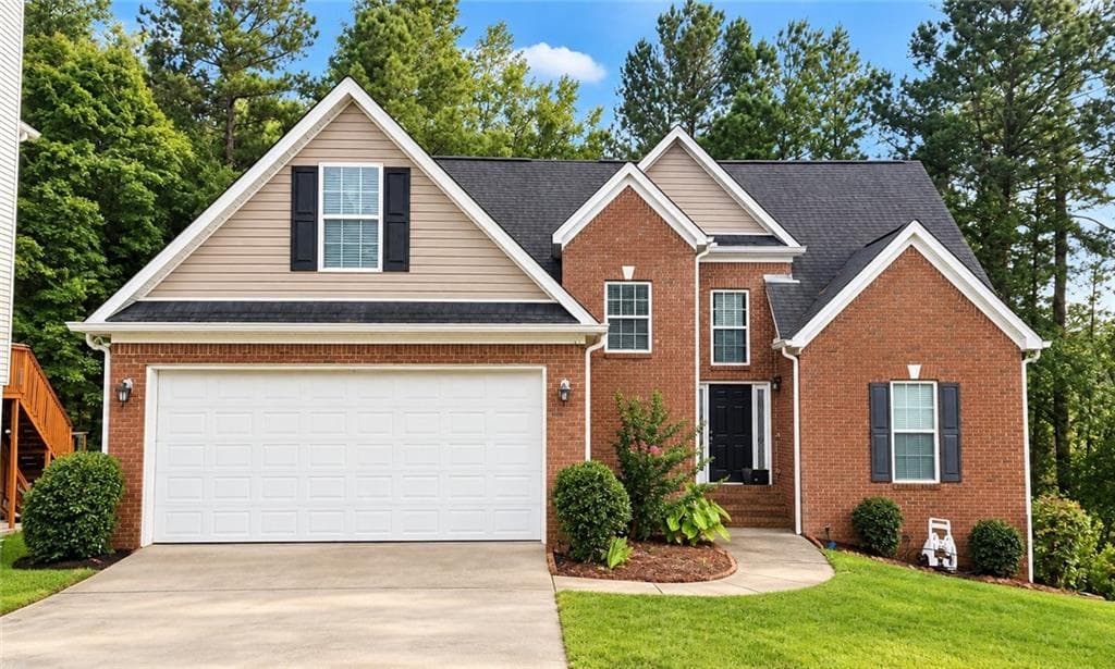 3 bedroom, 3 bathroom, 1,802 sq ft single family residence for sale at 181 The Masters Cove, Macon, GA 31211