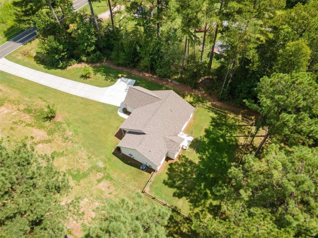 4 bedroom, 2 bathroom, 1,660 sq ft single family residence for sale at 4079 Primrose Road, Grantville, GA 30220 — photo 5