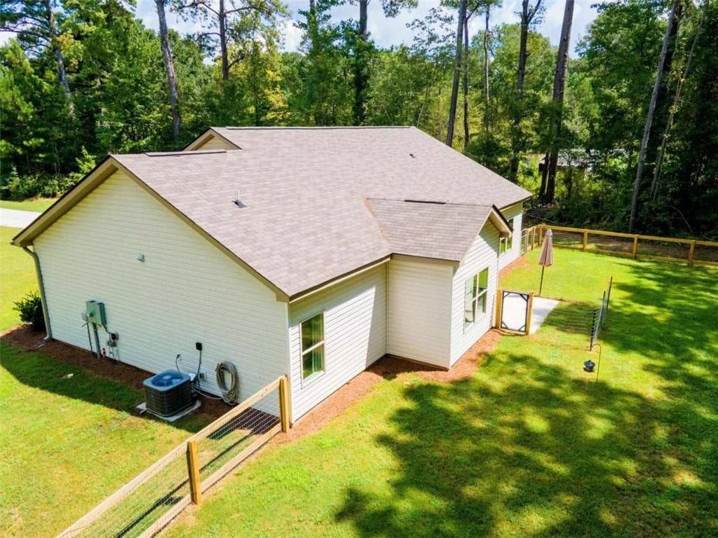 4 bedroom, 2 bathroom, 1,660 sq ft single family residence for sale at 4079 Primrose Road, Grantville, GA 30220 — photo 6
