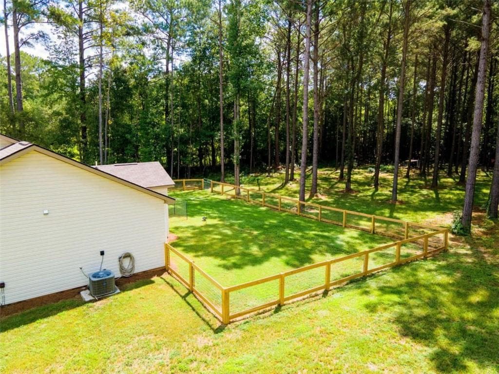 4 bedroom, 2 bathroom, 1,660 sq ft single family residence for sale at 4079 Primrose Road, Grantville, GA 30220 — photo 7