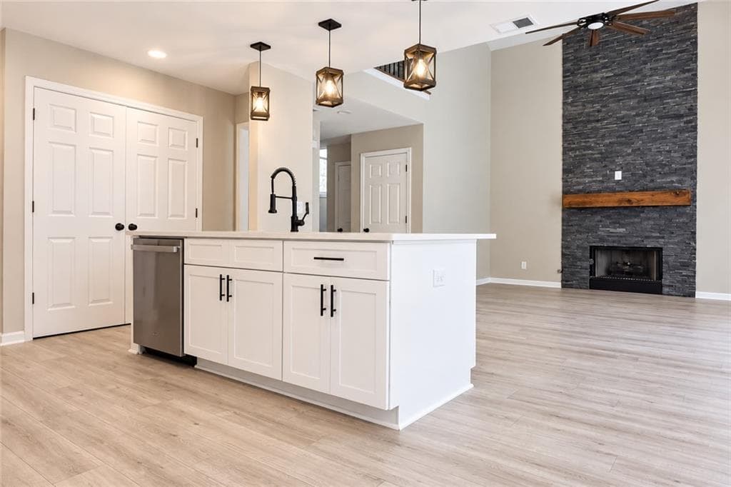 3 bedroom, 3 bathroom, 1,443 sq ft single family residence for rent at 510 Parkstone Lane, Woodstock, GA 30189 for $2,400 a month — photo 7
