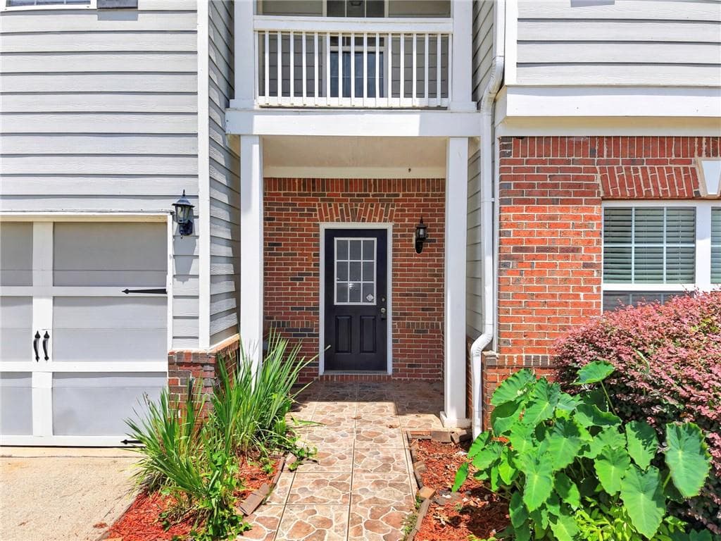 4 bedroom, 3 bathroom, 2,862 sq ft single family residence under contract at 5711 Apple Grove Road, Buford, GA 30519 — photo 4