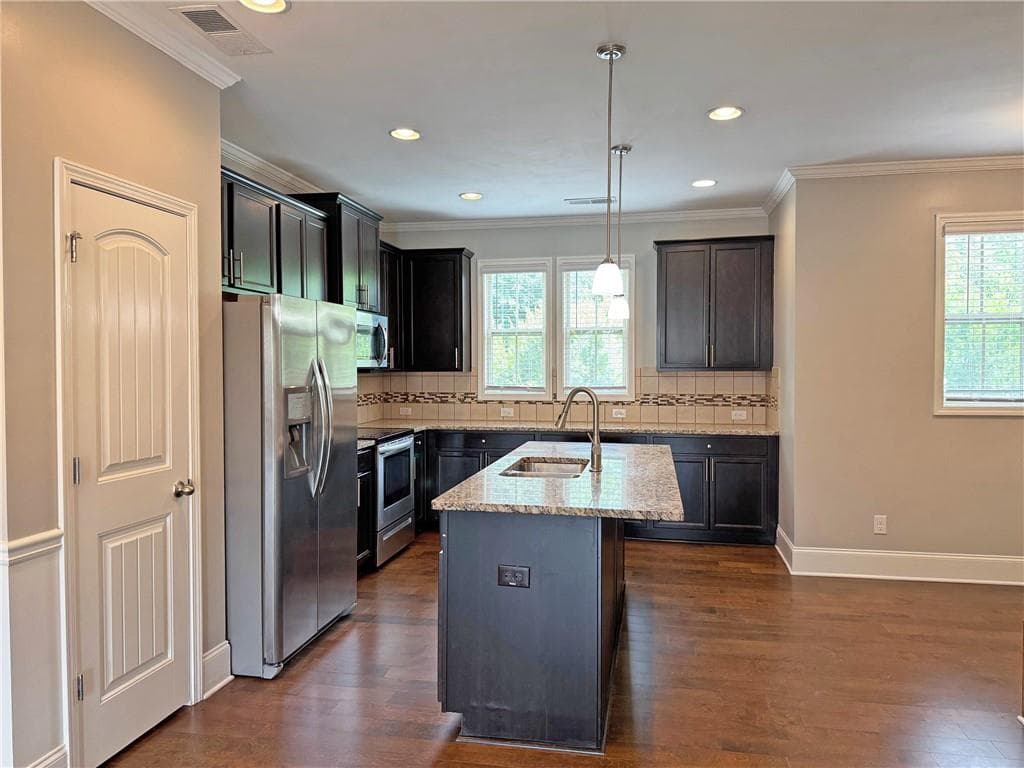 3 bedroom, 4 bathroom, 1,740 sq ft townhouse for sale at 6027 Landers Loop, Fairburn, GA 30213 — photo 6