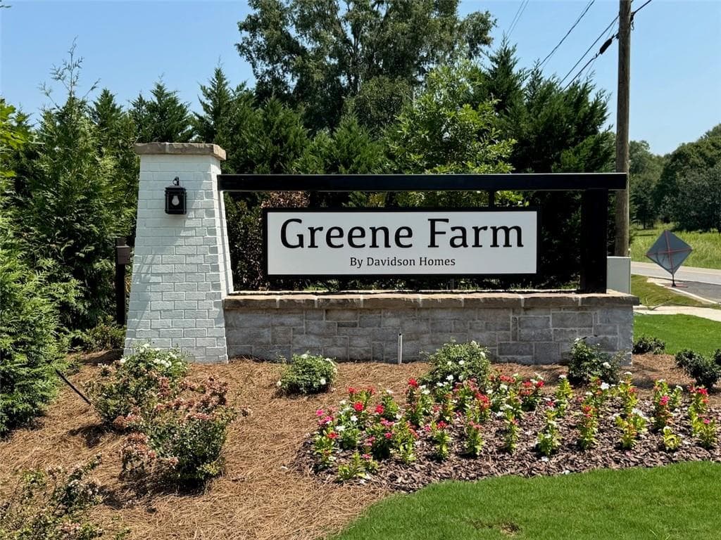 5 bedroom, 4 bathroom, 2,542 sq ft single family residence for sale at 130 Greene Farm Trail, Cartersville, GA 30120 — photo 2