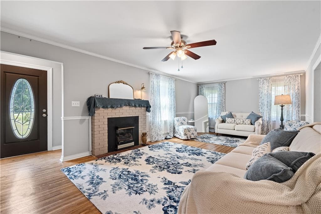3 bedroom, 3 bathroom, 2,478 sq ft single family residence for sale at 139 Myrtle Street, Toccoa, GA 30577 — photo 7