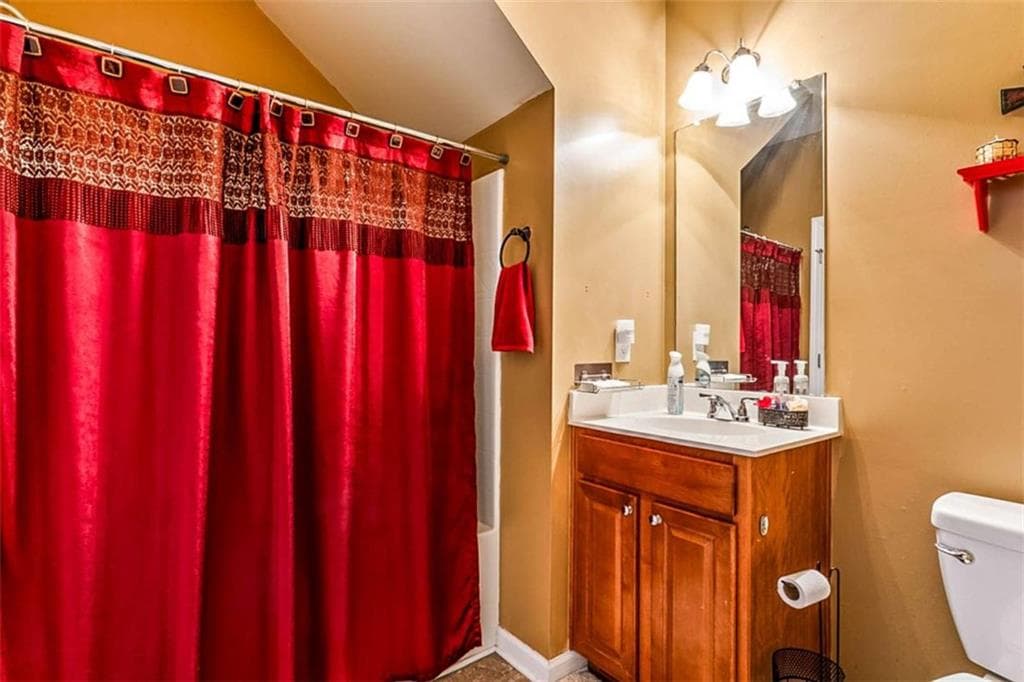 4 bedroom, 3 bathroom, 2,096 sq ft townhouse for sale at 2904 Ridgeview Drive, Atlanta, GA 30331 — photo 6