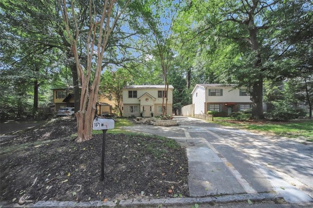 3 bedroom, 3 bathroom, 1,562 sq ft single family residence for rent at 1071 Standard Drive, Brookhaven, GA 30319 for $4,500 a month — photo 4