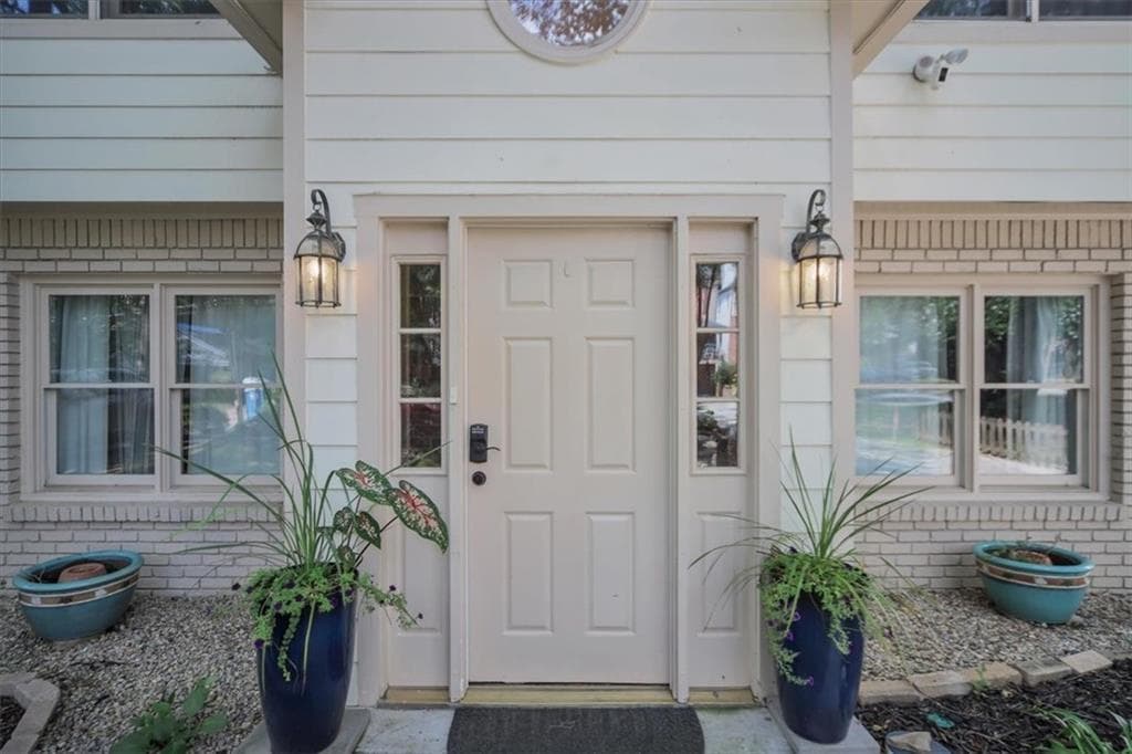 3 bedroom, 3 bathroom, 1,562 sq ft single family residence for rent at 1071 Standard Drive, Brookhaven, GA 30319 for $4,500 a month — photo 5