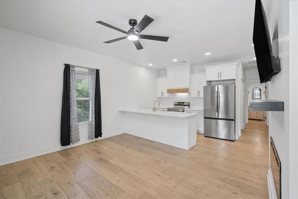 3 bedroom, 1 bathroom, 962 sq ft single family residence for sale at 607 Harlan Street, Calhoun, GA 30701 — photo 5