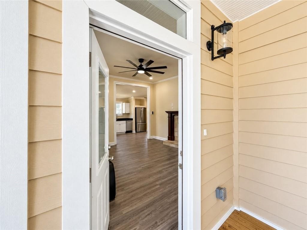 2 bedroom, 2 bathroom, 1,100 sq ft single family residence for rent at 1759 Bolton Road, Atlanta, GA 30318 for $2,000 a month — photo 6