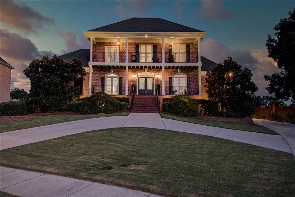 4 bedroom, 5 bathroom, 6,113 sq ft single family residence under contract at 3418 Aberrone Place, Buford, GA 30519 — photo 3