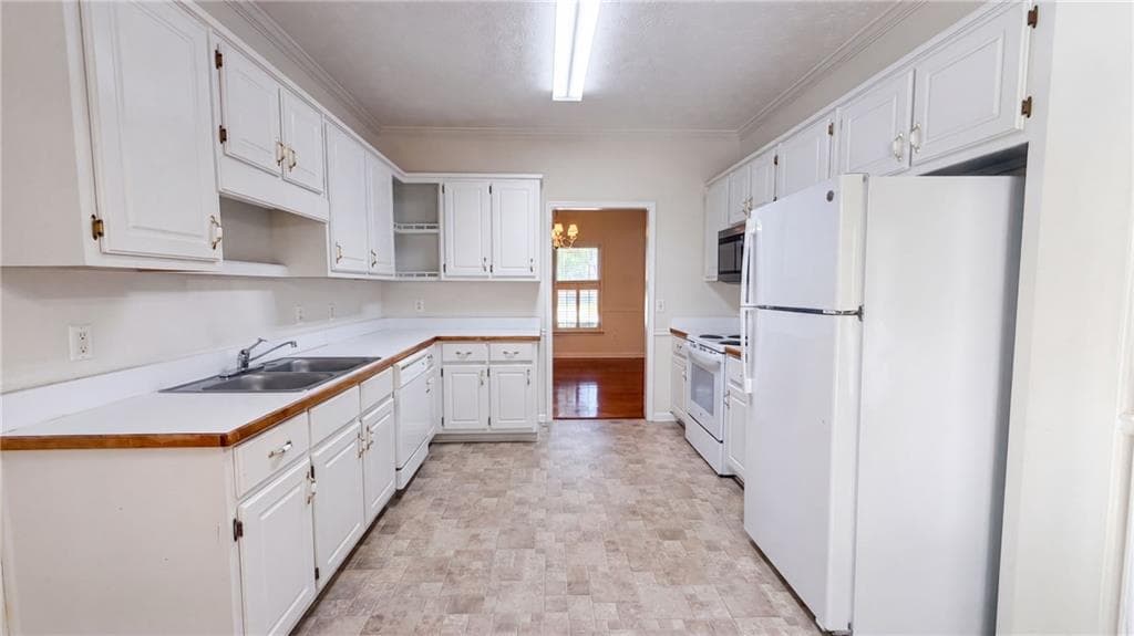 4 bedroom, 3 bathroom, 2,035 sq ft single family residence for sale at 55 Concord Court, Covington, GA 30016 — photo 2