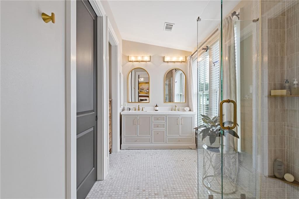 2 bedroom, 3 bathroom, 1,356 sq ft condominium for sale at 5920 Webster Circle 203, Norcross, GA 30071 — photo 10