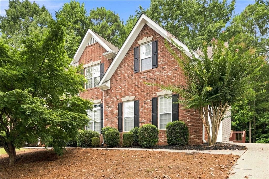 4 bedroom, 3 bathroom, 2,583 sq ft single family residence for sale at 4676 Hartwell Drive, Douglasville, GA 30135 — photo 3