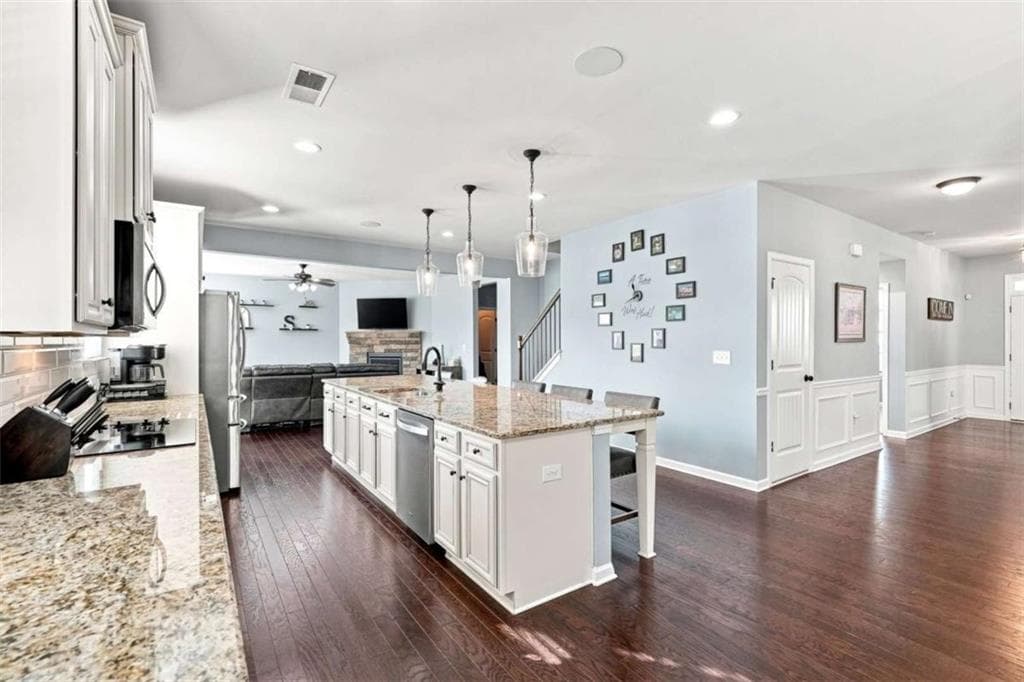6 bedroom, 5 bathroom, 5,244 sq ft single family residence under contract at 2679 Ogden Trail, Buford, GA 30519 — photo 10