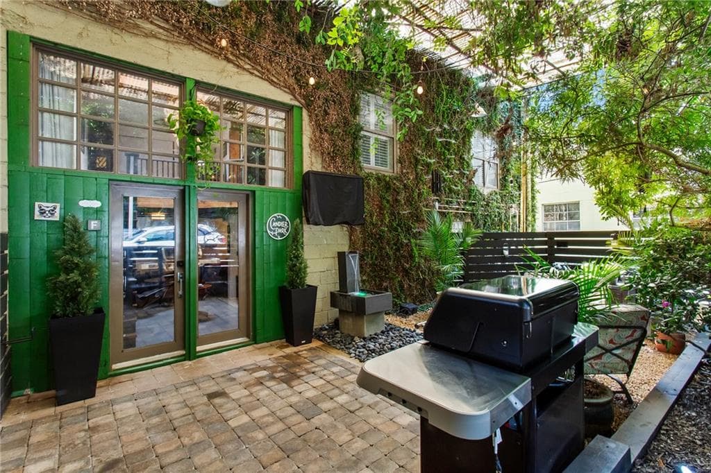 2 bedroom, 2 bathroom, 1,784 sq ft condominium for sale at 1570 Dekalb Avenue F, Atlanta, GA 30307 — photo 2