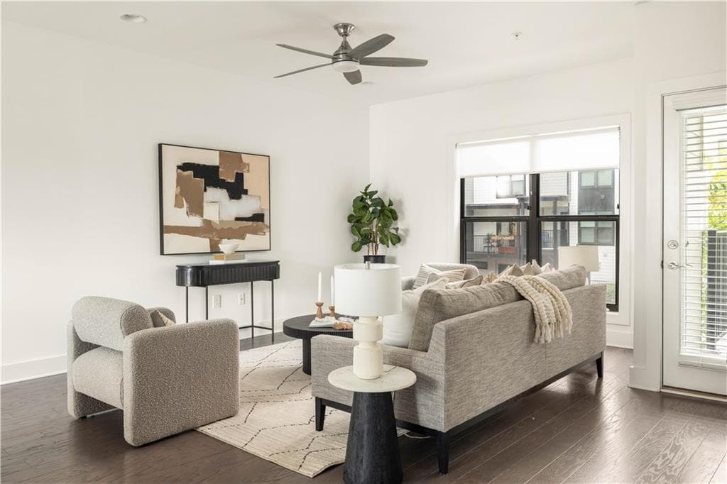 3 bedroom, 4 bathroom, 1,995 sq ft townhouse for sale at 53 Moda Lane, Atlanta, GA 30316 — photo 1 of 23