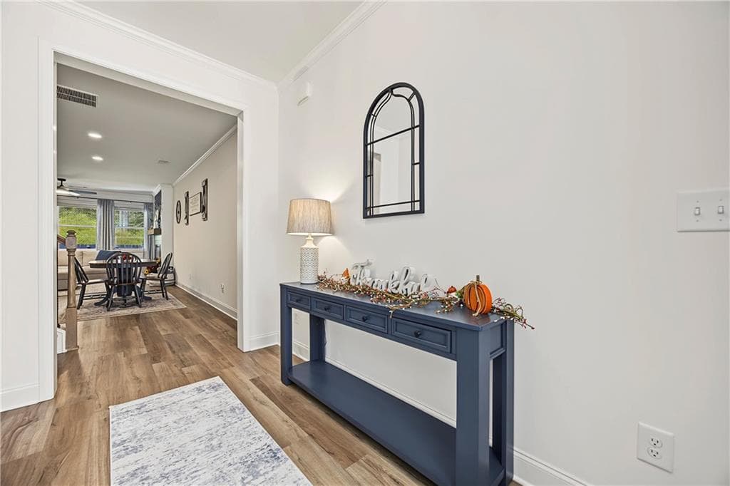3 bedroom, 4 bathroom, 2,348 sq ft townhouse for sale at 5398 Gray Birch Bend, Flowery Branch, GA 30542 — photo 4