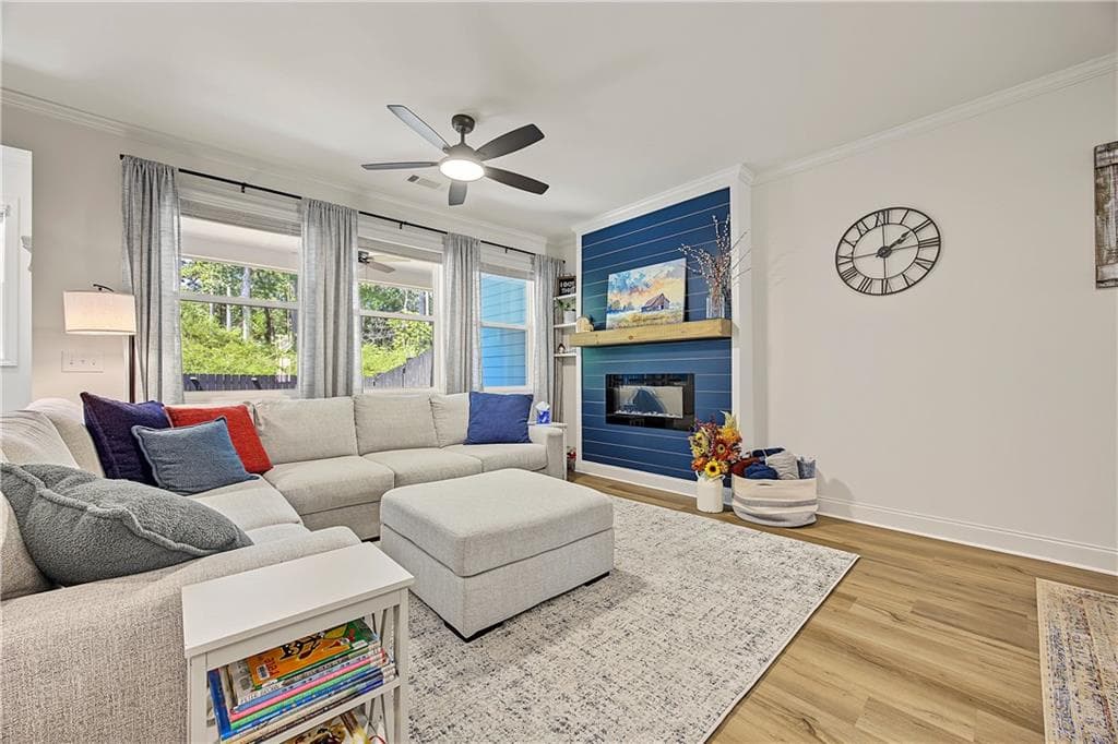 3 bedroom, 4 bathroom, 2,348 sq ft townhouse for sale at 5398 Gray Birch Bend, Flowery Branch, GA 30542 — photo 9