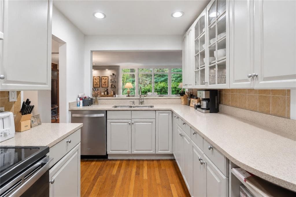 4 bedroom, 3 bathroom, 2,373 sq ft single family residence for sale at 1792 Moores Mill Road, Atlanta, GA 30318 — photo 9