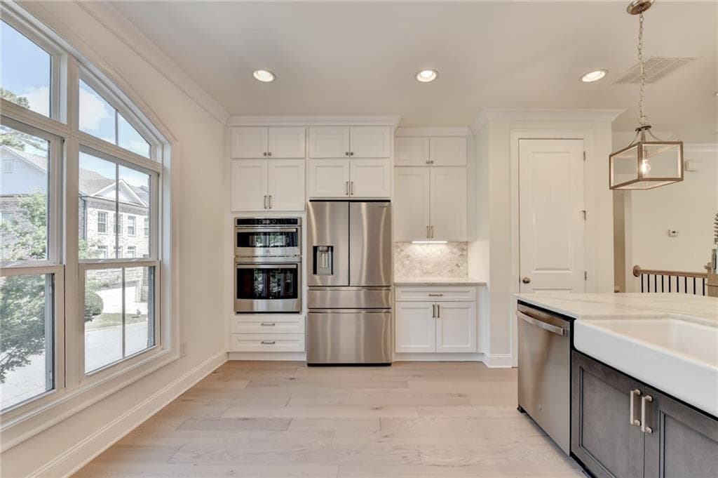 4 bedroom, 4 bathroom, 2,388 sq ft townhouse for sale at 1701 Kenstone Walk, Dunwoody, GA 30338 — photo 6