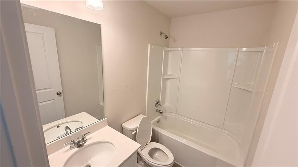 3 bedroom, 3 bathroom, 1,528 sq ft townhouse for sale at 7085 GLADSTONE Circle, Stonecrest, GA 30038 — photo 6