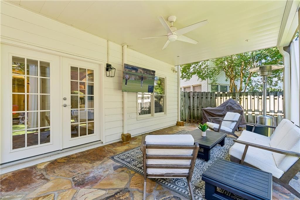 5 bedroom, 4 bathroom, 5,002 sq ft single family residence under contract at 2553 Haberfield Court, Brookhaven, GA 30319 — photo 2