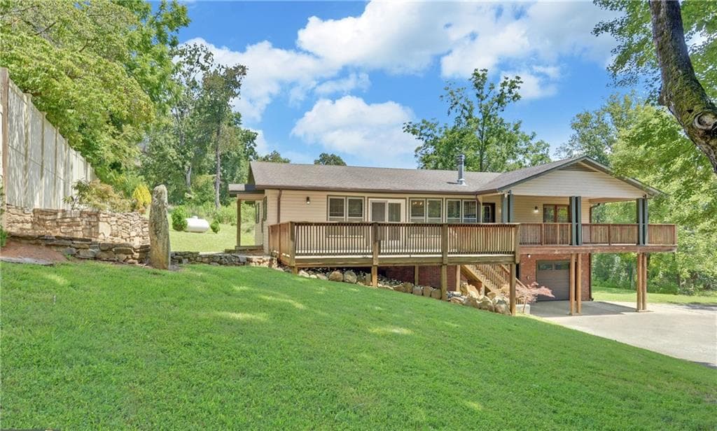 3 bedroom, 2 bathroom, 2,736 sq ft single family residence for sale at 140 Tranquility Drive, Demorest, GA 30535