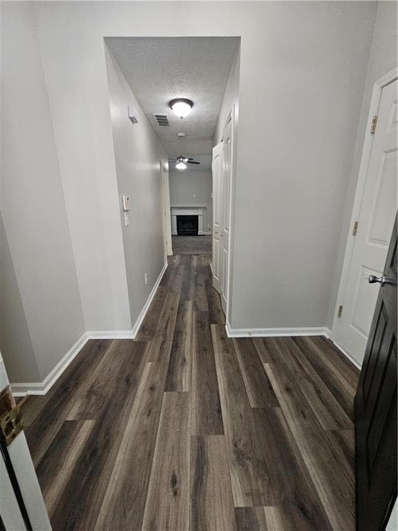 3 bedroom, 2 bathroom, 1,060 sq ft single family residence under contract at 3731 Mays Crossing, Atlanta, GA 30331 — photo 2