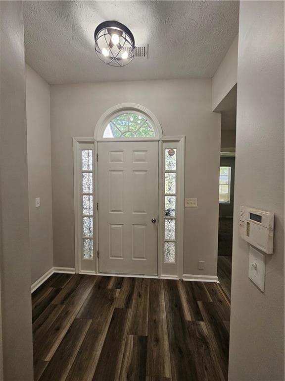3 bedroom, 2 bathroom, 1,060 sq ft single family residence under contract at 3731 Mays Crossing, Atlanta, GA 30331 — photo 3