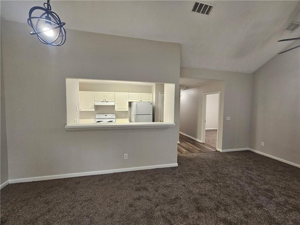 3 bedroom, 2 bathroom, 1,060 sq ft single family residence under contract at 3731 Mays Crossing, Atlanta, GA 30331 — photo 7