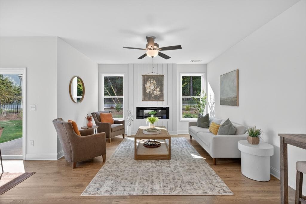 3 bedroom, 3 bathroom, 1,829 sq ft townhouse for sale at 159 Windsor Park Court, Jefferson, GA 30549 — photo 6