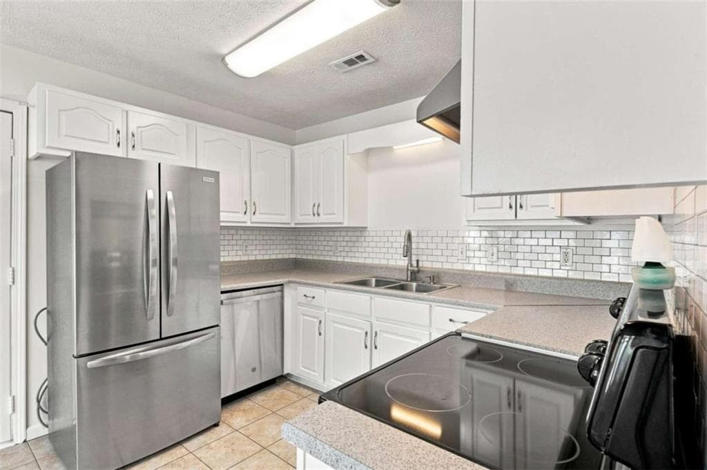 3 bedroom, 2 bathroom, 1,431 sq ft single family residence for sale at 12 Glenda Drive, Rome, GA 30165 — photo 7