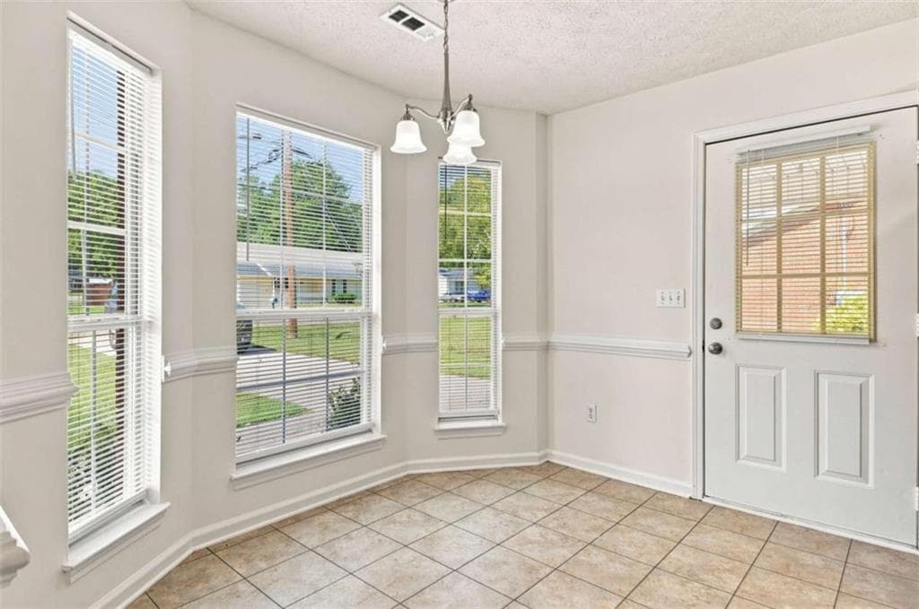 3 bedroom, 2 bathroom, 1,431 sq ft single family residence for sale at 12 Glenda Drive, Rome, GA 30165 — photo 9