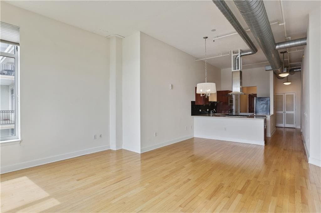 1 bedroom, 1 bathroom, 1,215 sq ft condominium for rent at 3820 Roswell Road 610, Atlanta, GA 30342 for $2,500 a month — photo 3