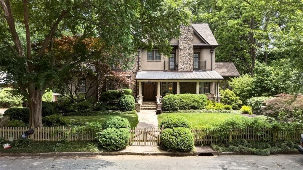 5 bedroom, 8 bathroom, 6,294 sq ft single family residence for sale at 1609 Nottingham Way, Atlanta, GA 30309 — photo 3