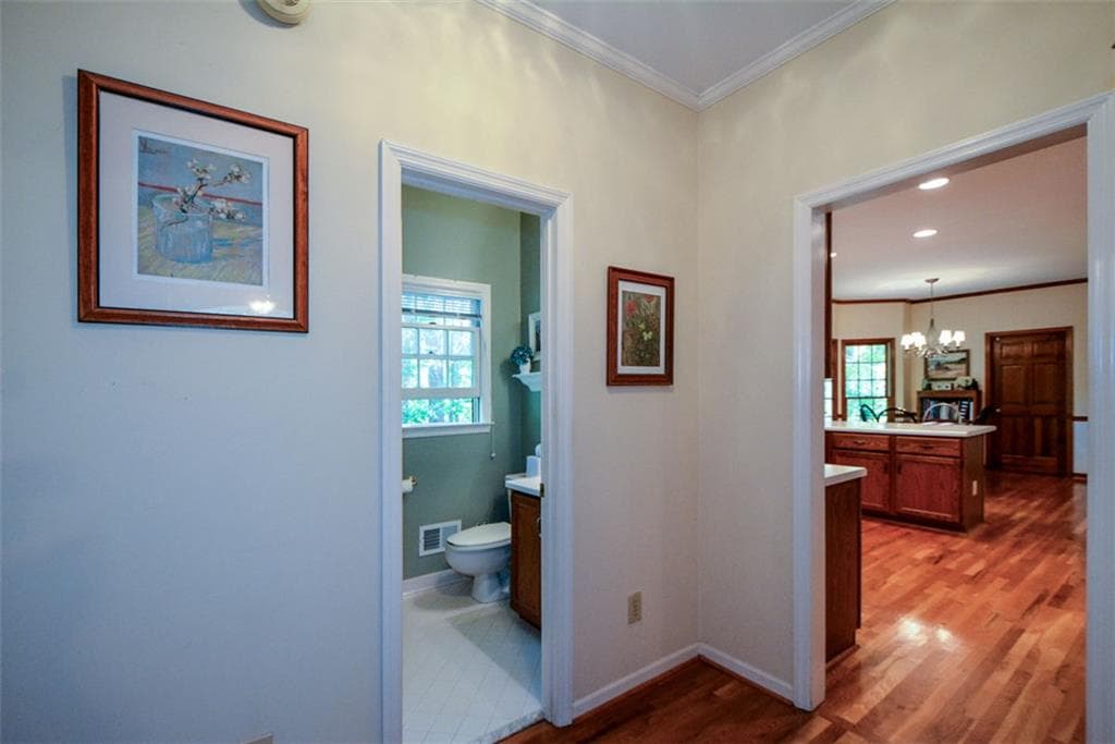 4 bedroom, 3 bathroom, 3,380 sq ft single family residence for sale at 3515 Stone Cliff Way, Woodstock, GA 30189 — photo 7