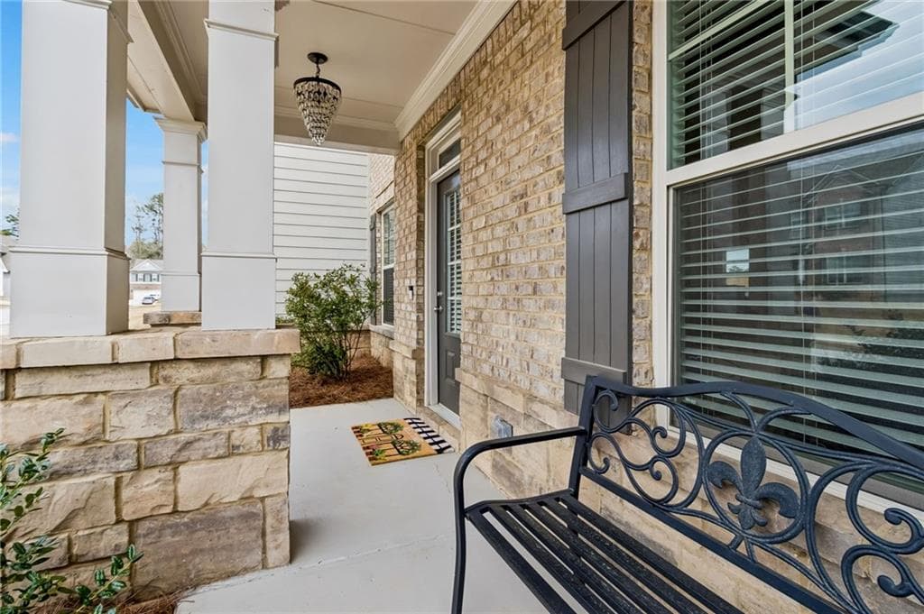 4 bedroom, 3 bathroom, 3,236 sq ft single family residence for sale at 4417 Chestnut Oak Way, Gainesville, GA 30504 — photo 4