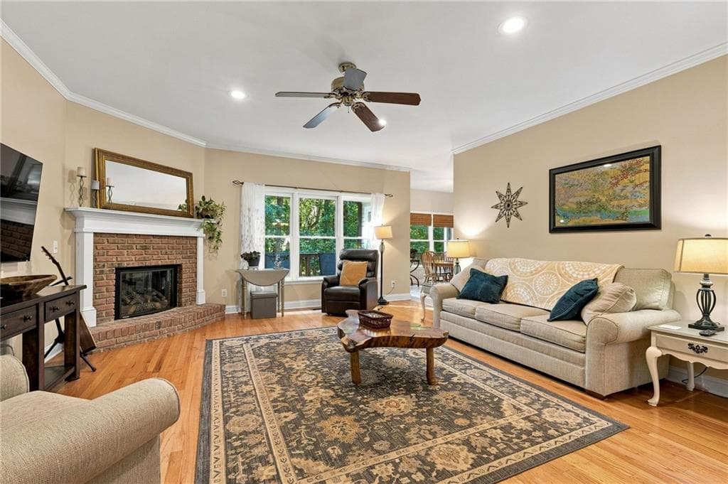 4 bedroom, 3 bathroom, 3,592 sq ft single family residence under contract at 4031 Princeton Place, Gainesville, GA 30507 — photo 8