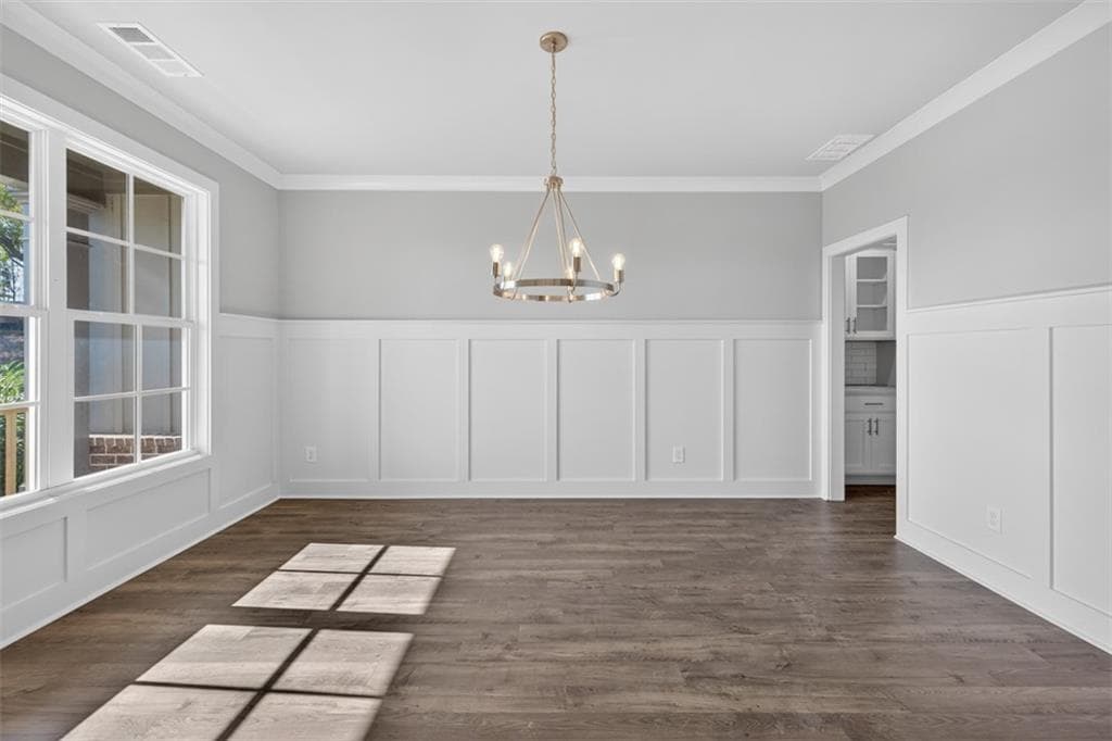5 bedroom, 5 bathroom, 3,213 sq ft single family residence for sale at 8845 jot em down Road, Gainesville, GA 30506 — photo 7