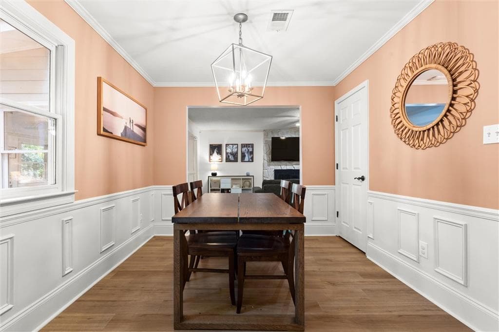 3 bedroom, 3 bathroom, 1,739 sq ft single family residence under contract at 905 Laurel Mill Drive, Roswell, GA 30076 — photo 10