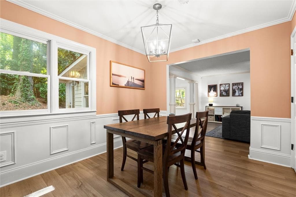 3 bedroom, 3 bathroom, 1,739 sq ft single family residence under contract at 905 Laurel Mill Drive, Roswell, GA 30076 — photo 8