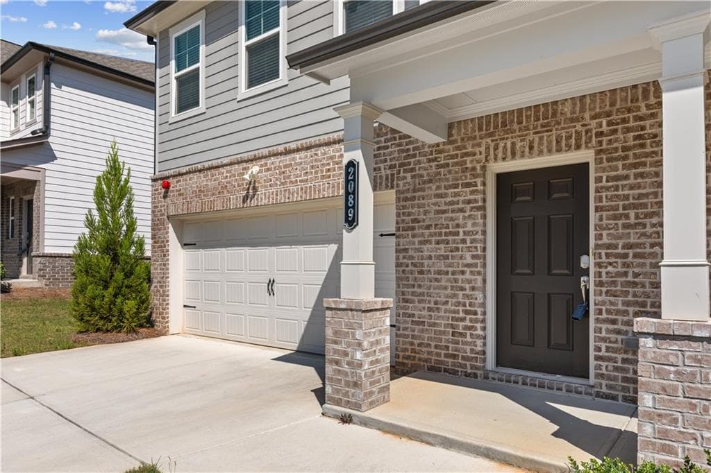 4 bedroom, 4 bathroom, 2,565 sq ft single family residence for sale at 2089 Pecan Drive, Douglasville, GA 30135 — photo 3