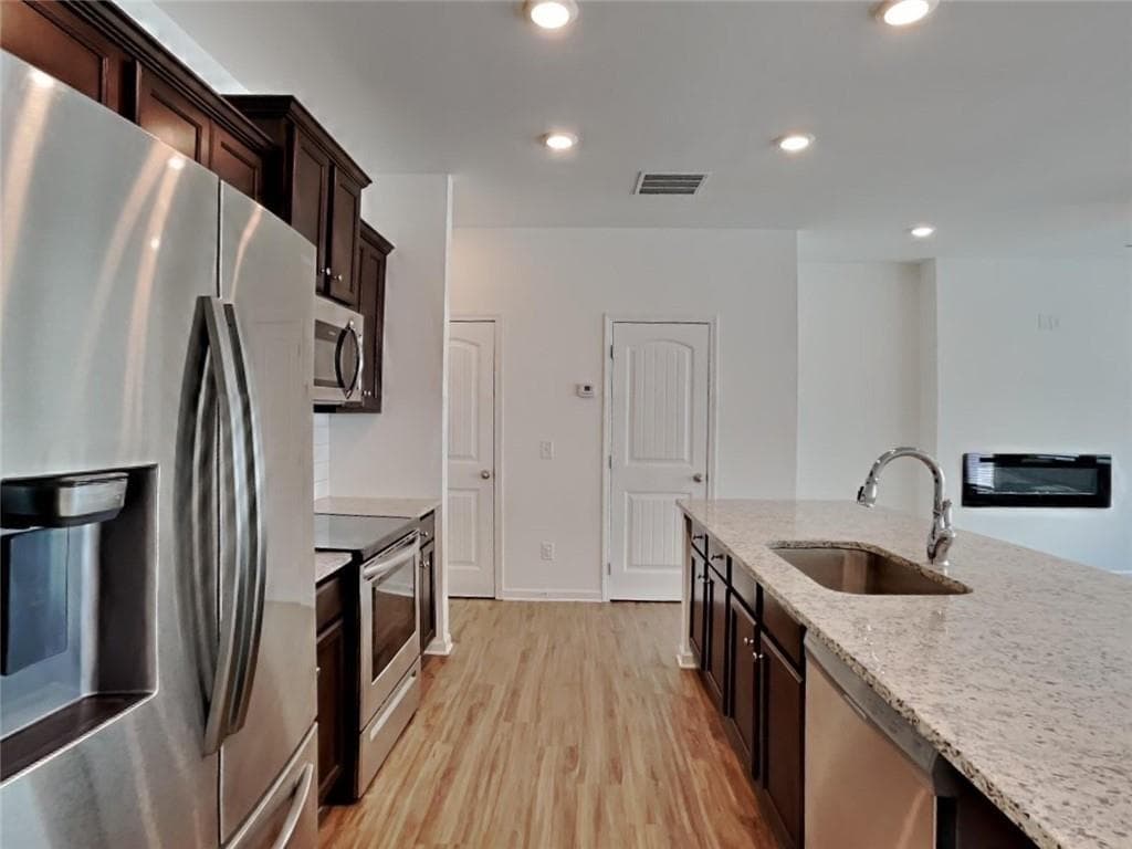 3 bedroom, 3 bathroom, 1,788 sq ft townhouse for rent at 289 Whitetail Circle, Canton, GA 30115 for $2,250 a month — photo 10